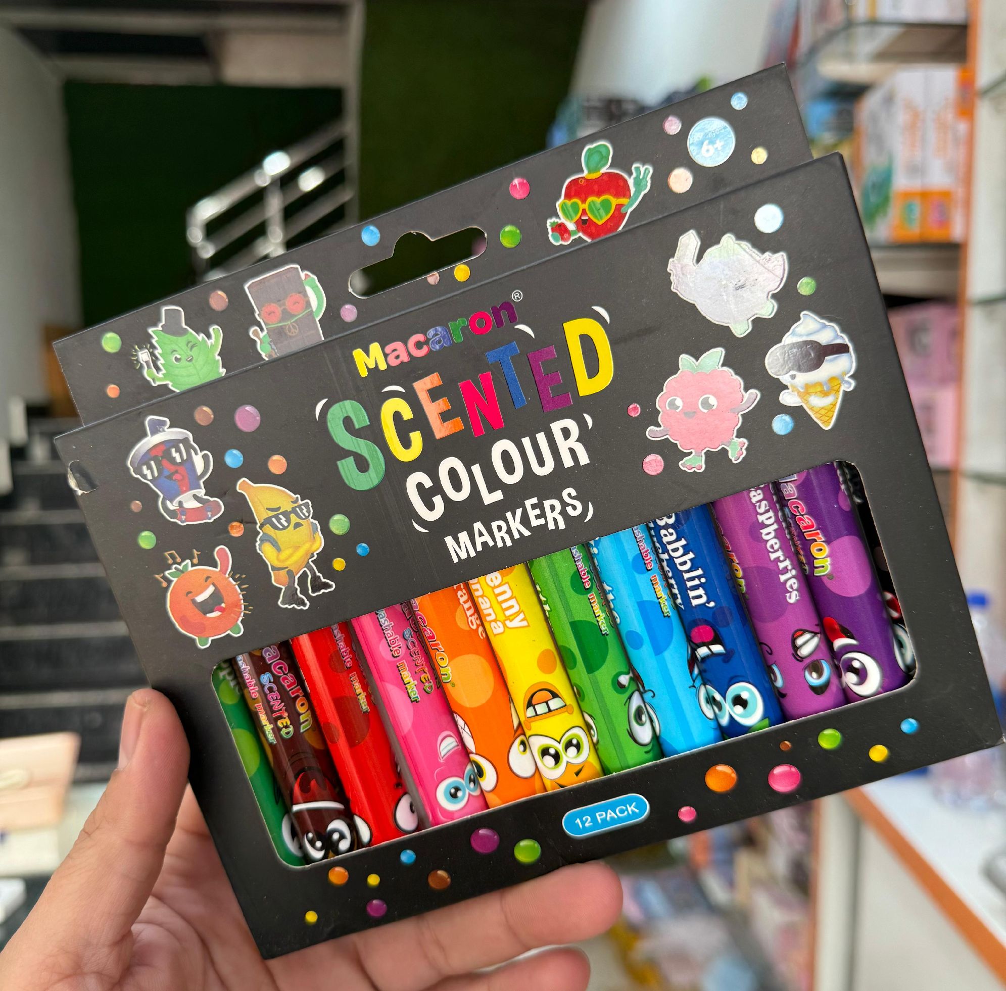 Macroon Scented Markers